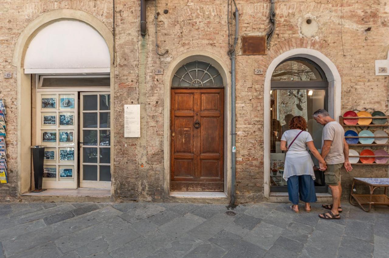 Colours Studio 10 M Away Piazza Del Campo Sienne Extérieur photo
